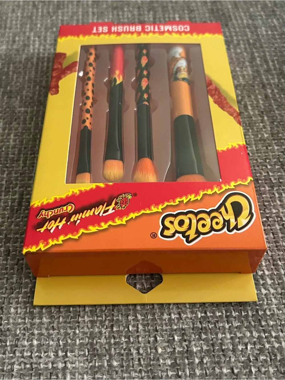 Cheetos Brush Set